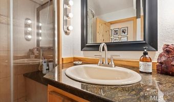 150 W Yuba Vista Dr, Atlanta, ID 83716