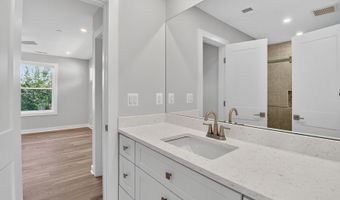 5310 CATHEDRAL Ave NW, Washington, DC 20016