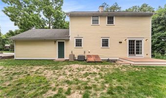 20 Wheelock Ave, Cranston, RI 02920