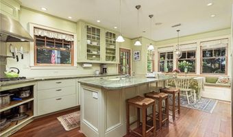 170 Lloyd Rd, North Kingstown, RI 02874