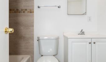 4600 S FOUR MILE RUN Dr 623, Arlington, VA 22204