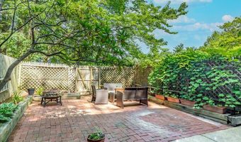 4932 SAUQUOIT Ln, Annandale, VA 22003