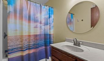 107 W Summit St, Aurora, MO 65605