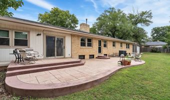 291 W Westwood Dr, Augusta, KS 67010