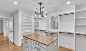 133 Woodford Dr, Adams Twp., PA 16033