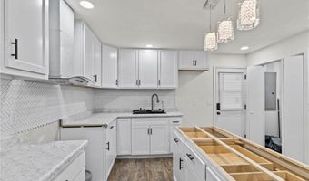 630 W Cross St, Austin, IN 47102
