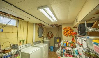 219 W South Ave, Algona, IA 50511