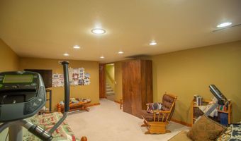 219 W South Ave, Algona, IA 50511