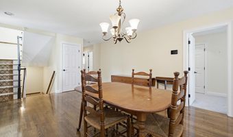 9 Pebble Beach Dr, Bedford, NH 03110