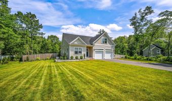 71 Signature Dr, Barrington, NH 03825