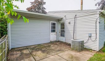 1277 Dewitt Dr, Akron, OH 44313