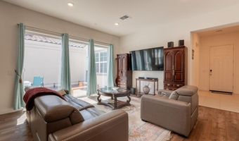 4044 E DAWSON Dr E, Chandler, AZ 85249