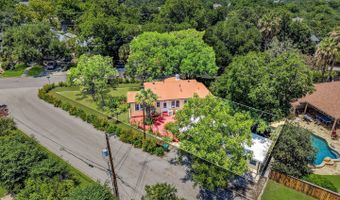 222 REDWOOD St, Alamo Heights, TX 78209