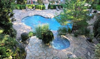 191 Cherry Ln, Airmont, NY 10952