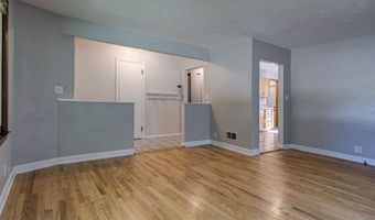 2112 N SUPERIOR St, Appleton, WI 54911