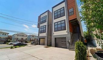90 E 27TH St, Bayonne, NJ 07002