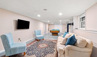 12 Magazine St, Bedford, NH 03110
