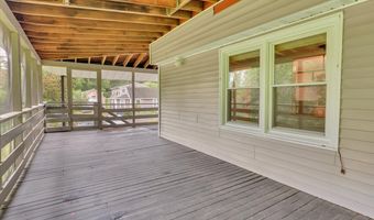 28 Arlington Rd, Coventry, CT 06238