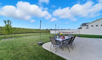 317 31st St SE, Altoona, IA 50009