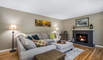 6 Matthew Patten Dr, Bedford, NH 03110
