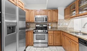 1212 N CLEVELAND St, Arlington, VA 22201