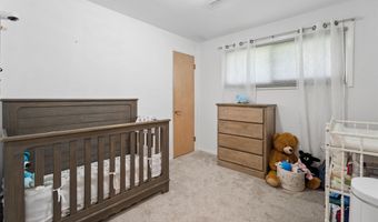 620 W SUNSET Ave, Appleton, WI 54911
