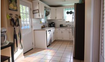 122 Leigh St, Warwick, RI 02889