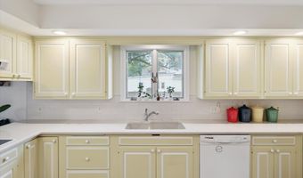617 S 6th St, Goshen, IN 46526