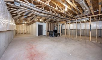 107 Springhill Dr, Bardstown, KY 40004