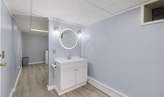 28 Hybrid Dr, Cranston, RI 02920