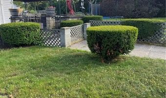 80 Phenix Ave, Cranston, RI 02920