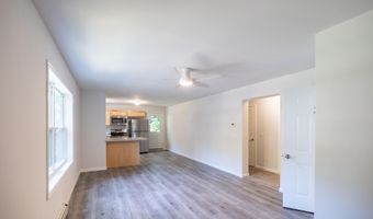 86 Western Ave, Auburn, ME 04210
