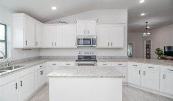 4820 SUMMIT VIEW Way, Auburndale, FL 33823
