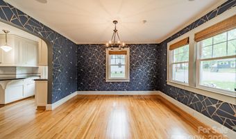 2400 Commonwealth Ave, Charlotte, NC 28205
