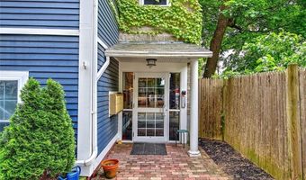 31 Commercial St B, Cranston, RI 02905