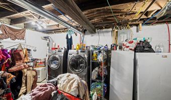 848 Kling St, Akron, OH 44311