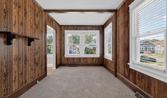 30 W Park Ave, Avenel, NJ 07001