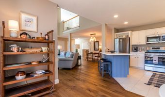 13 Hollyhock Knoll Ct 13, Bourne, MA 02532