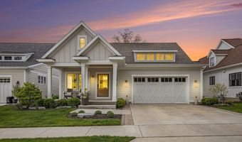 7314 Schoolhouse Dr SE, Ada, MI 49301