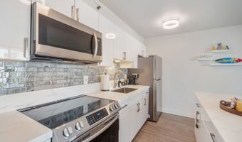 201 Ohua Ave 906, Honolulu, HI 96815