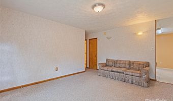 14 Fieldcrest Rd, Arden, NC 28704