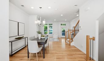 1149 S MONROE St, Arlington, VA 22204