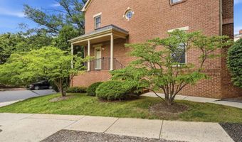2638 FAIRFAX Dr, Arlington, VA 22201
