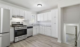 5753 OAK GROVE Dr, Acworth, GA 30102