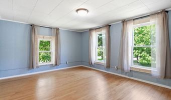 321 MILL St, Amherst, WI 54406