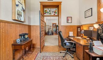 2331 W Detroit St, Abilene, KS 67410