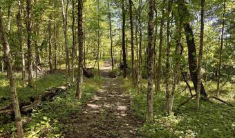 306 Carver Ln, Bedford, IN 47421