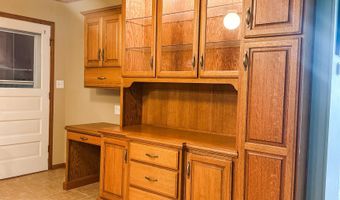 828 S 3rd St, Albion, NE 68620