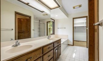 9 Boyce Ln, Bella Vista, AR 72715