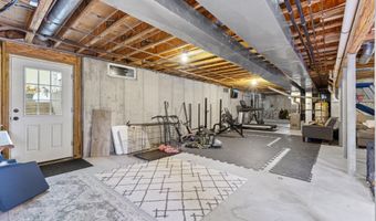 14 Brittany Dr, Bayville, NJ 08721